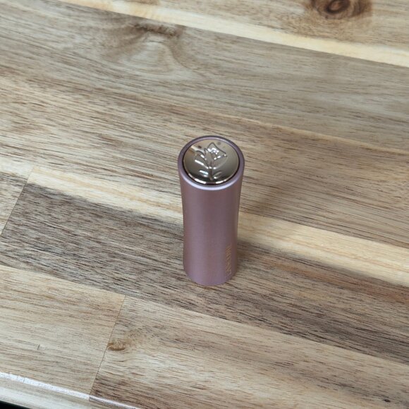 Lancôme L’Absolu Rouge Intimatte Lipstick – 210 Unspoken Feelings - Picture 2 of 7